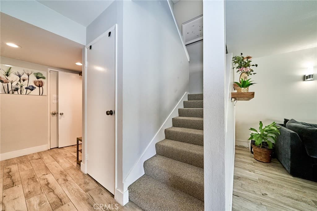Townhouse at 874 Northwood, Pomona — photo 5 of 12