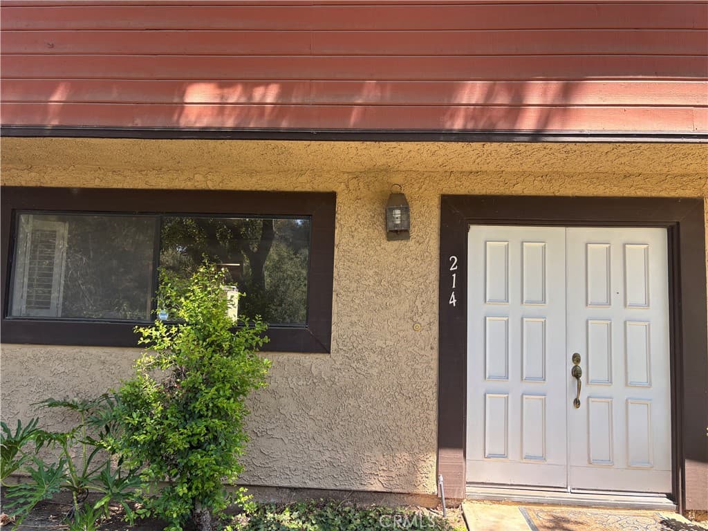 Townhouse at 214 Teague Drive, San Dimas — photo 2 of 12