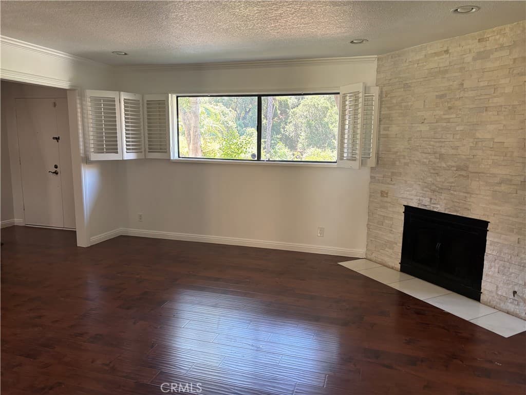 Townhouse at 214 Teague Drive, San Dimas — photo 3 of 12