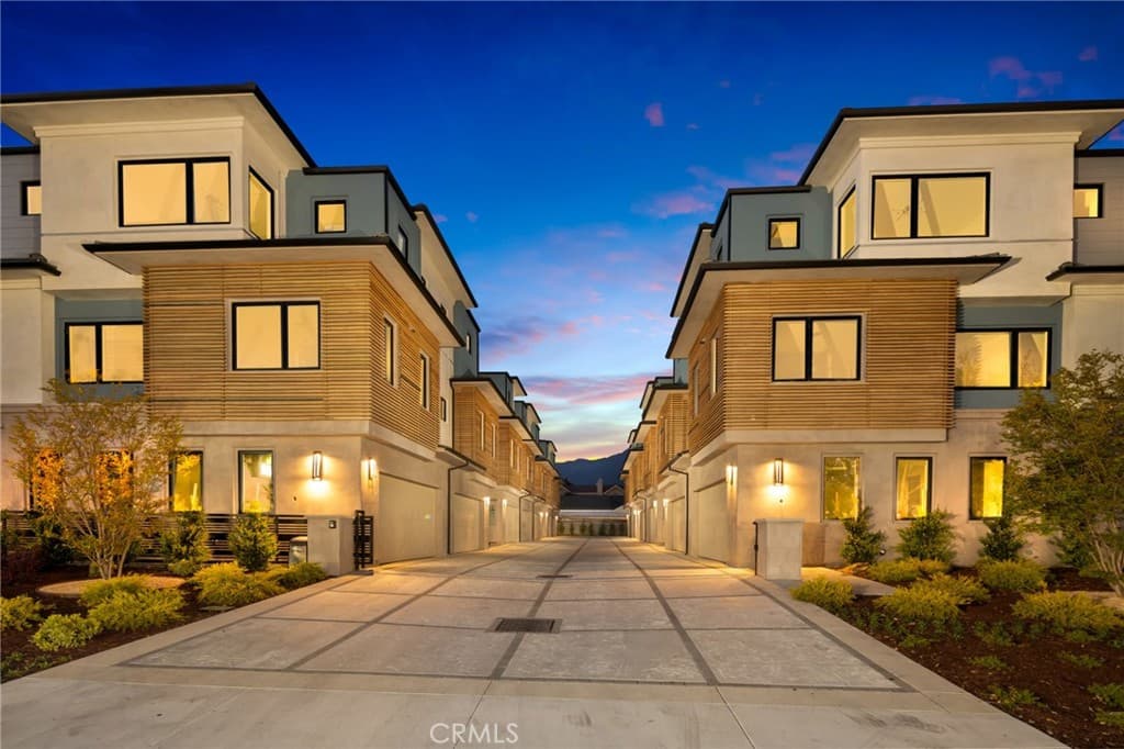 Condo at 1129 S Golden West Avenue A, Arcadia — photo 2 of 12
