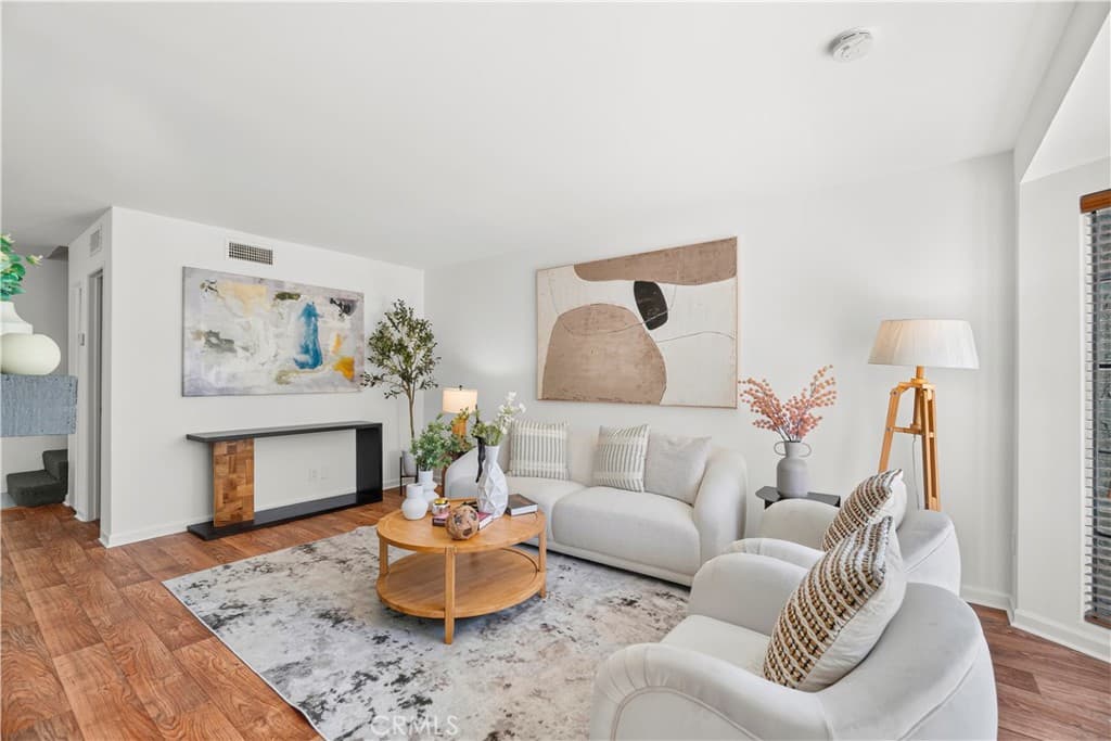 Townhouse at 162 Greenbriar, La Puente — photo 5 of 12