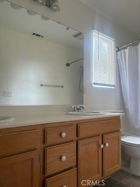Home at 464 Middlebury Court, Claremont — photo 10 of 12