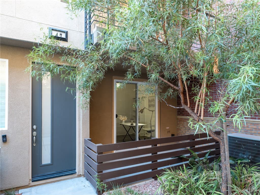 Condo at 422 W Route 66 47, Glendora — photo 3 of 12