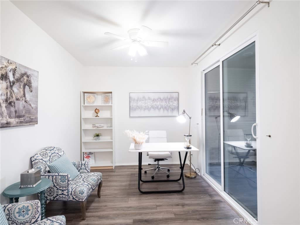 Condo at 422 W Route 66 47, Glendora — photo 6 of 12