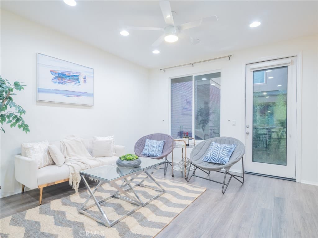 Condo at 422 W Route 66 47, Glendora — photo 7 of 12