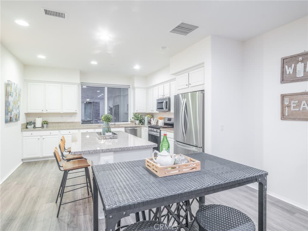 Condo at 422 W Route 66 47, Glendora — photo 10 of 12