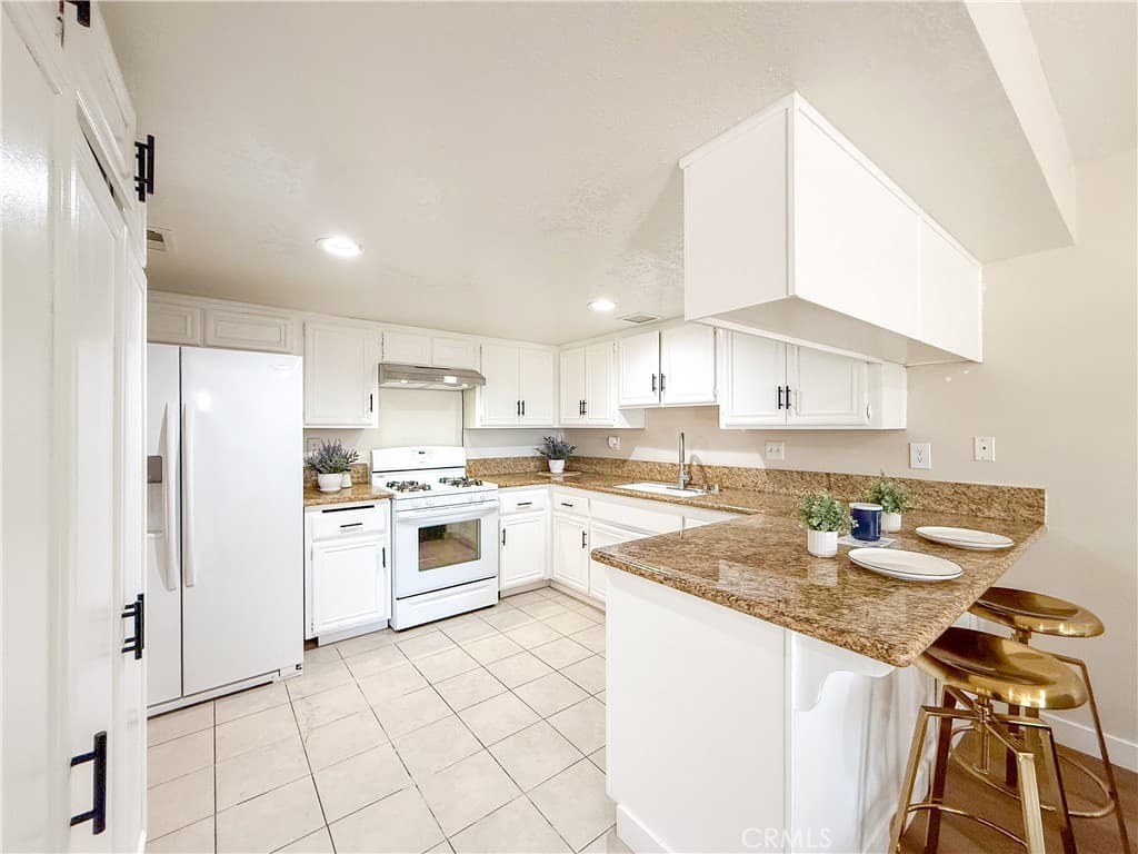 Condo at 1034 E Romney Drive, Diamond Bar — photo 6 of 12