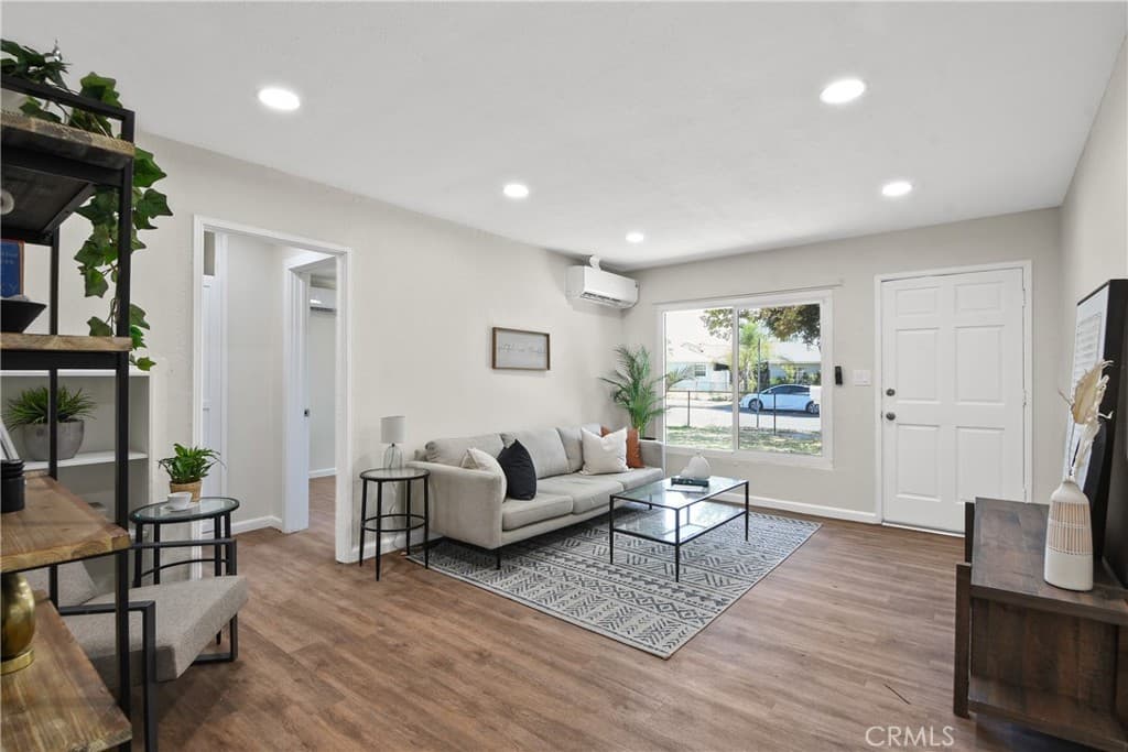 Home at 1647 S Huntington Street, Pomona — photo 5 of 12