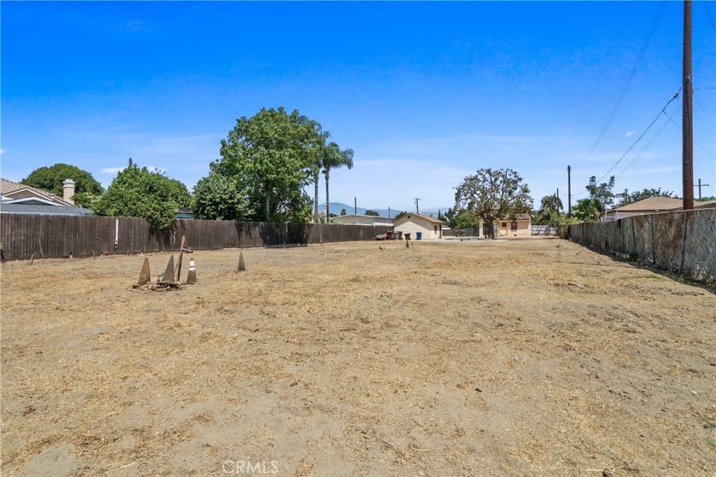 Home at 12404 Poinsettia, El Monte — photo 1 of 12