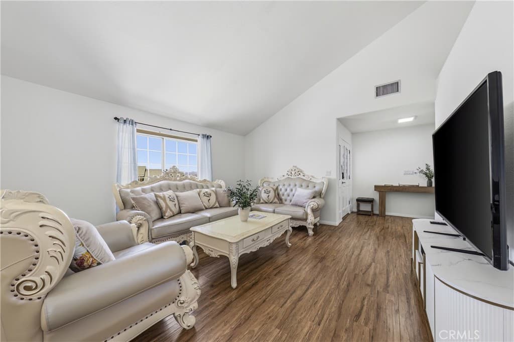 Home at 20122 Candleflame Court, Walnut — photo 6 of 12