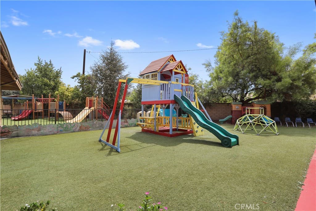 Home at 818 W Gladstone, San Dimas — photo 2 of 10