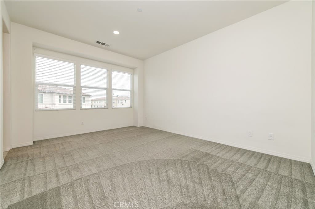 Condo at 11135 Legion 101, El Monte — photo 5 of 12