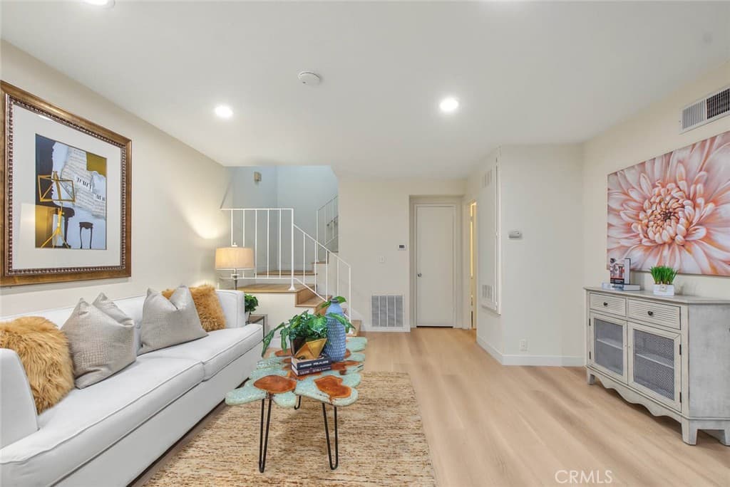Townhouse at 1476 Forest Glen 12, Hacienda Heights — photo 11 of 12