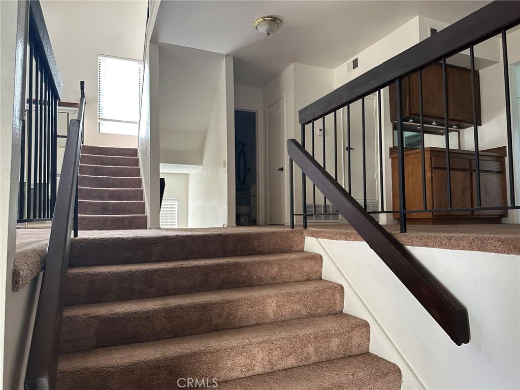 Townhouse at 16238 Sierra Pass, Hacienda Heights — photo 2 of 7