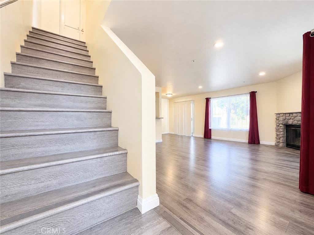 Townhouse at 440 Anderwood Court, Pomona — photo 3 of 12