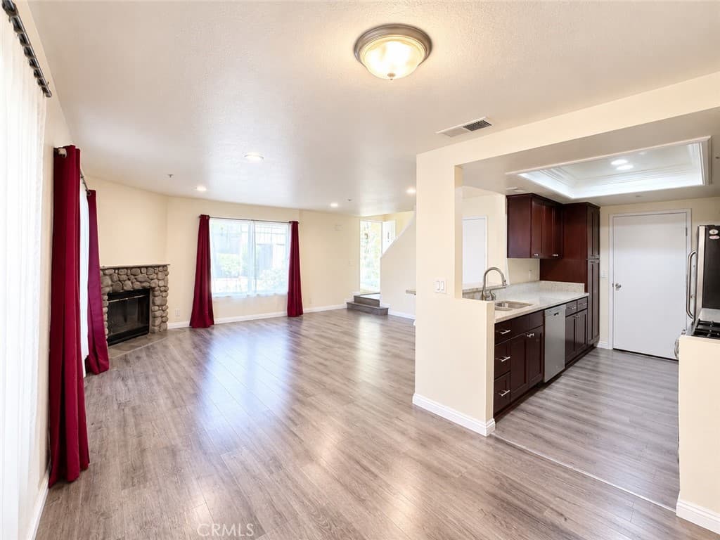 Townhouse at 440 Anderwood Court, Pomona — photo 7 of 12