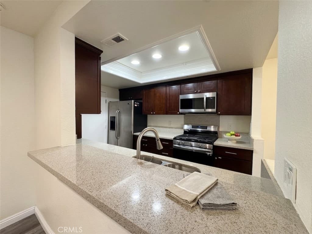 Townhouse at 440 Anderwood Court, Pomona — photo 8 of 12