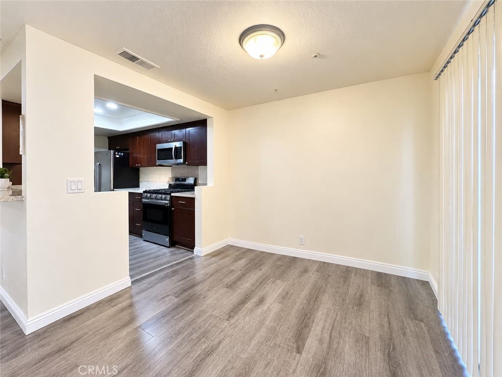 Townhouse at 440 Anderwood Court, Pomona — photo 9 of 12
