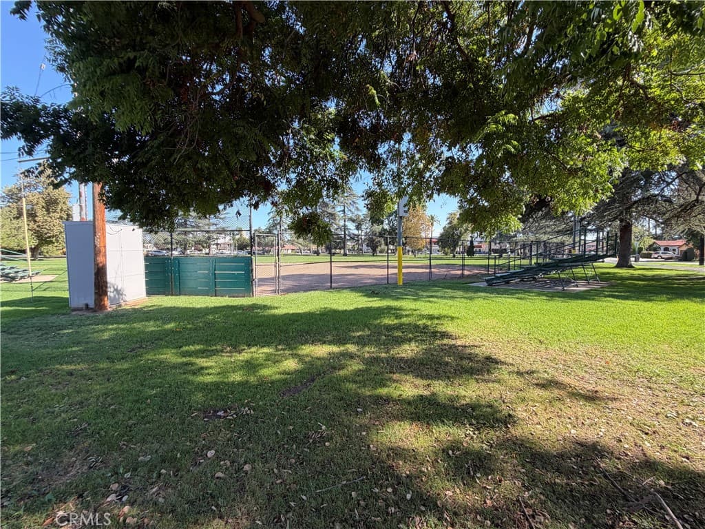 Townhouse at 149 S Hollenbeck Avenue, Covina — photo 11 of 12