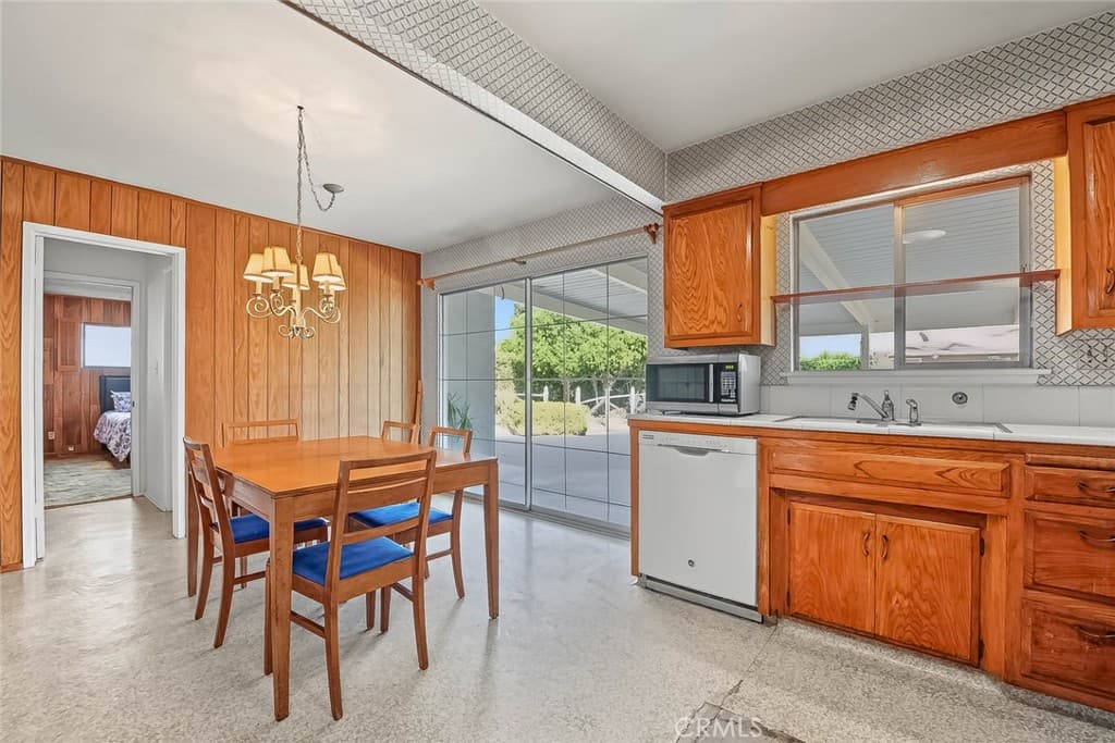 Home at 2122 Saticoy, Pomona — photo 12 of 12