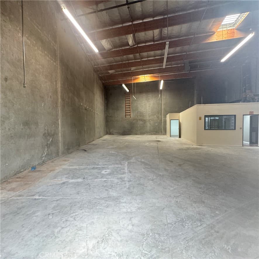 Commercial at 10172 Olney, El Monte — photo 5 of 7