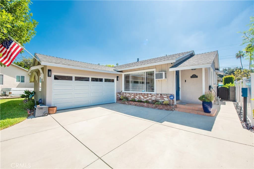Home at 556 N Billow, San Dimas — photo 5 of 12