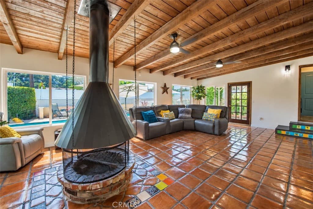 Home at 556 N Billow, San Dimas — photo 7 of 12