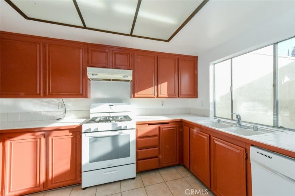Condo at 2057 Dacian Street, Walnut — photo 8 of 12