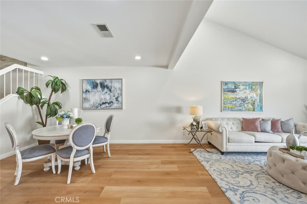 Townhouse at 23001 Paseo De Terrado, Diamond Bar — photo 4 of 12