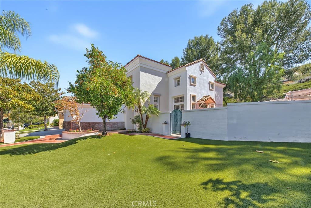 Home at 18808 Kentfield Pl, Rowland Heights — photo 4 of 12