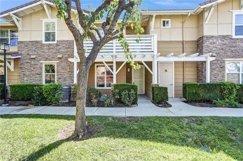 Condo at 825 Francesca Drive 103, Walnut — photo 1 of 12