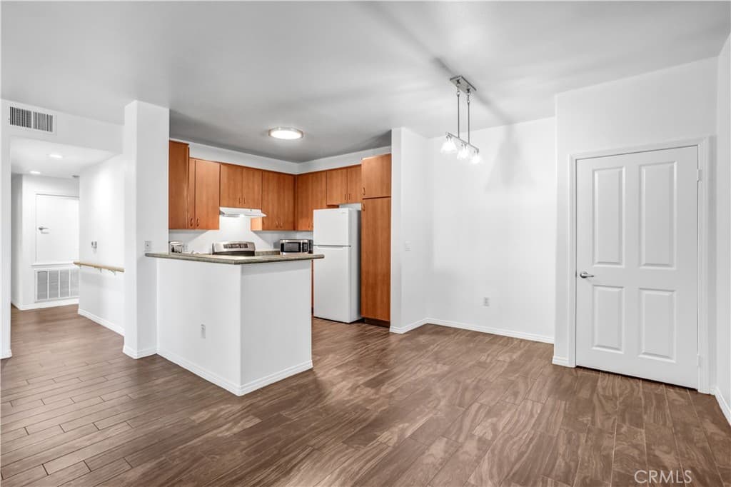 Condo at 825 Francesca Drive 103, Walnut — photo 6 of 12