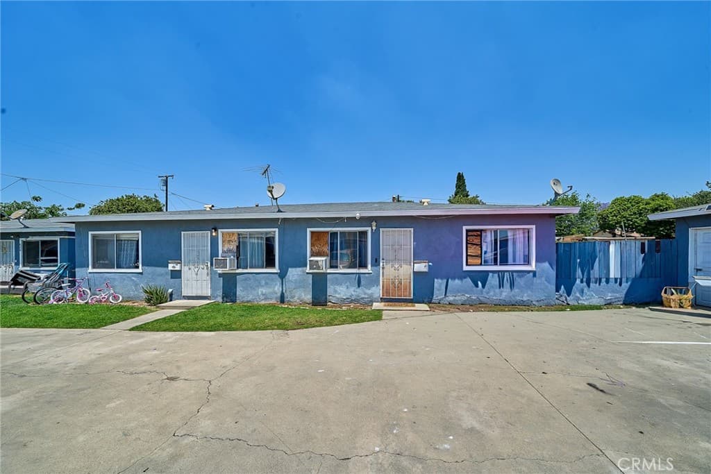 Commercial at 610 Fillmore, Pomona — photo 9 of 12