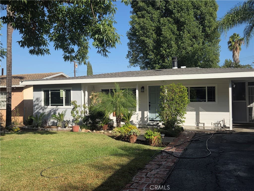 Home at 844 Jarrow Avenue, Hacienda Heights — photo 2 of 2