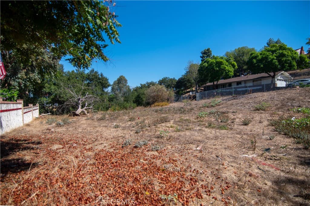 Home at 935 N Hill Road, Pomona — photo 4 of 12