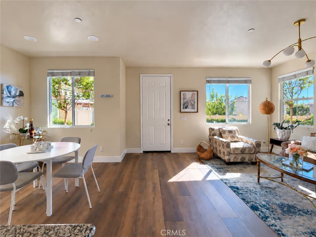 Townhouse at 726 Banyan, Pomona — photo 8 of 12