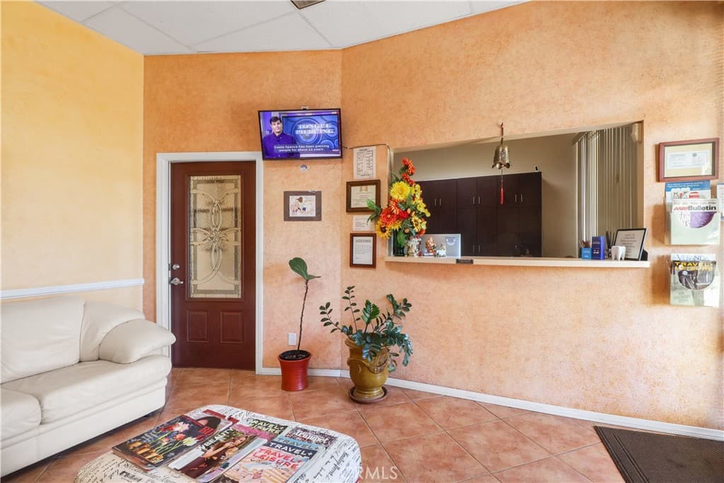 Home at 125 W ROUTE 66, Glendora — photo 4 of 12