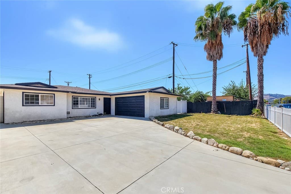 Home at 726 W Franklin, Pomona — photo 1 of 12
