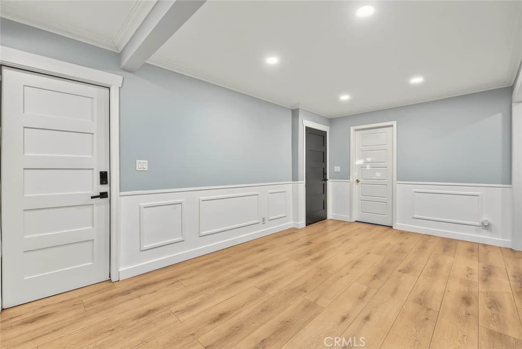 Home at 726 W Franklin, Pomona — photo 10 of 12