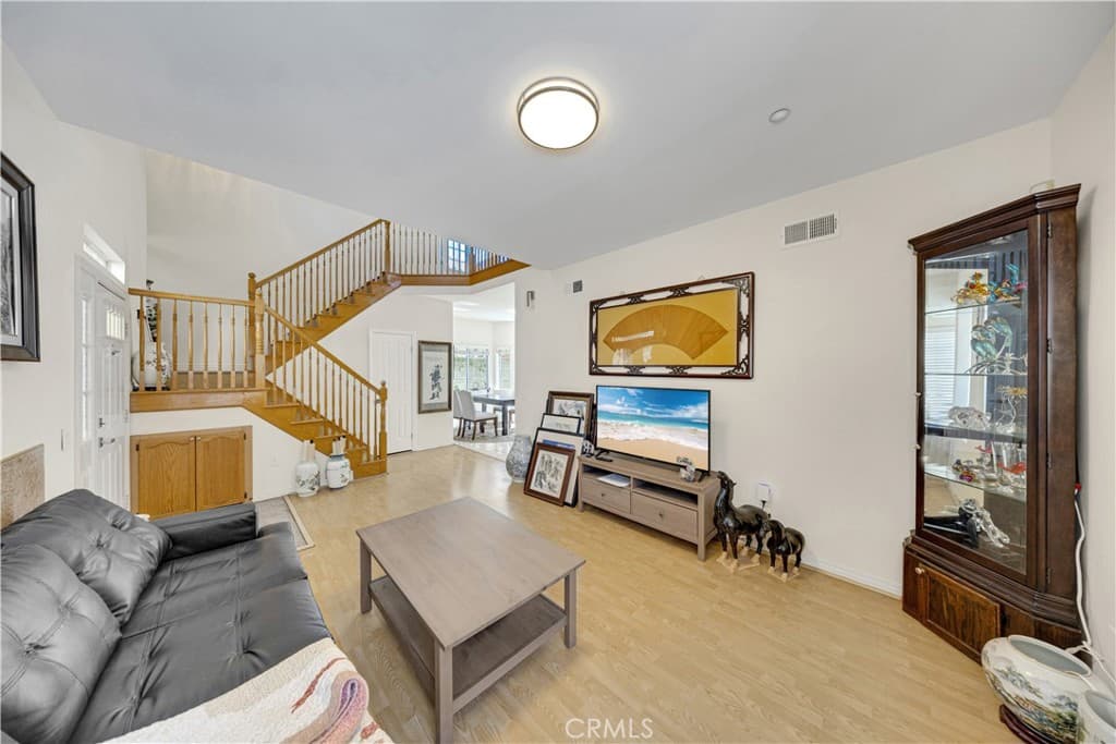 Home at 11139 Elliott, South El Monte — photo 7 of 12