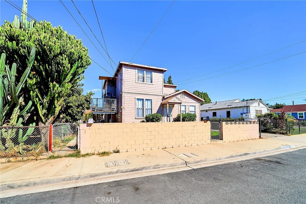 Commercial at 897 W Monterey, Pomona — photo 7 of 12