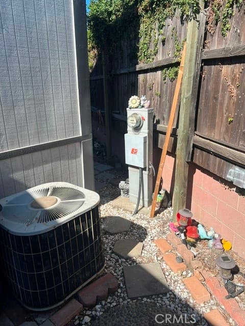 Home at 830 S AZUSA 5, Azusa — photo 5 of 8