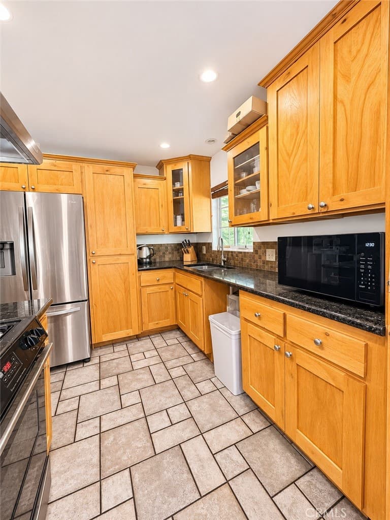 Home at 3633 Cosbey, Baldwin Park — photo 7 of 12