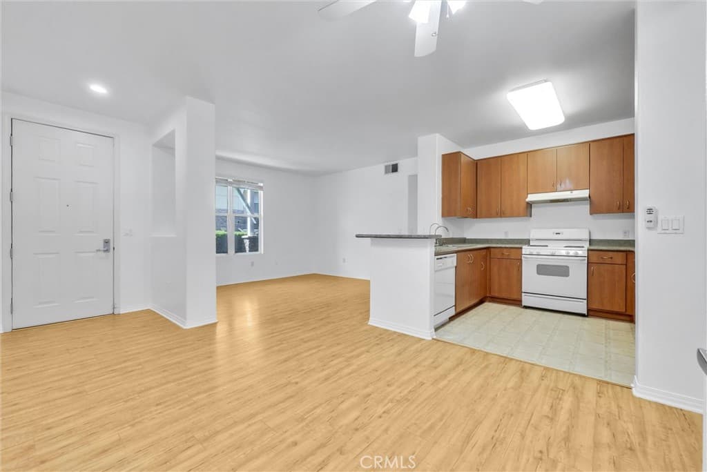 Condo at 835 Francesca Dr 103, Walnut — photo 8 of 12