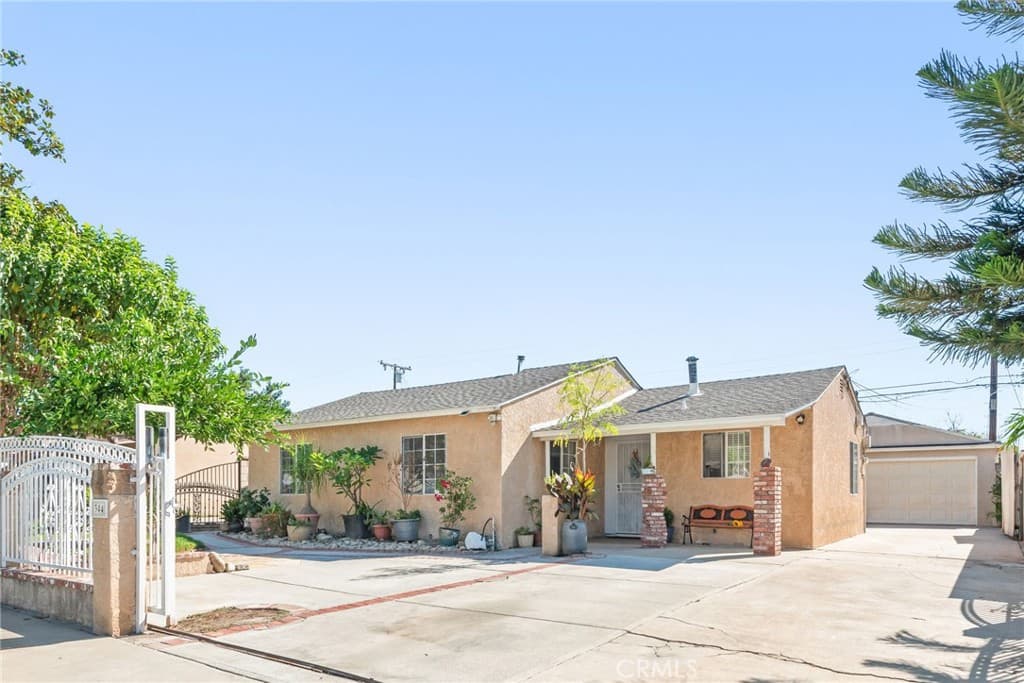 Home at 344 E Roland, Azusa — photo 1 of 12