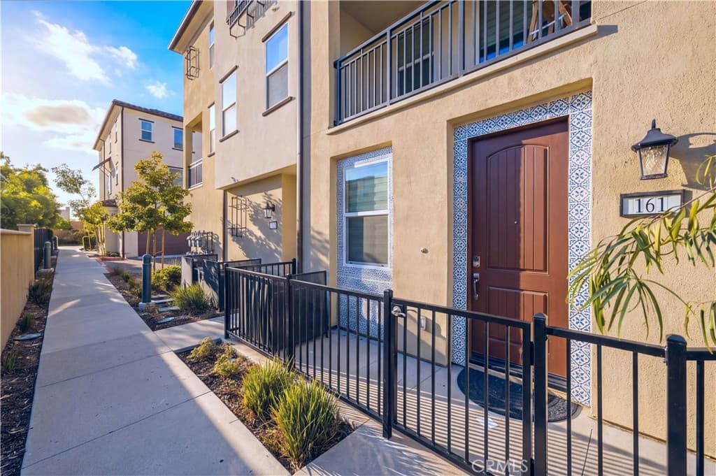 Condo at 161 Dove, Covina — photo 6 of 12