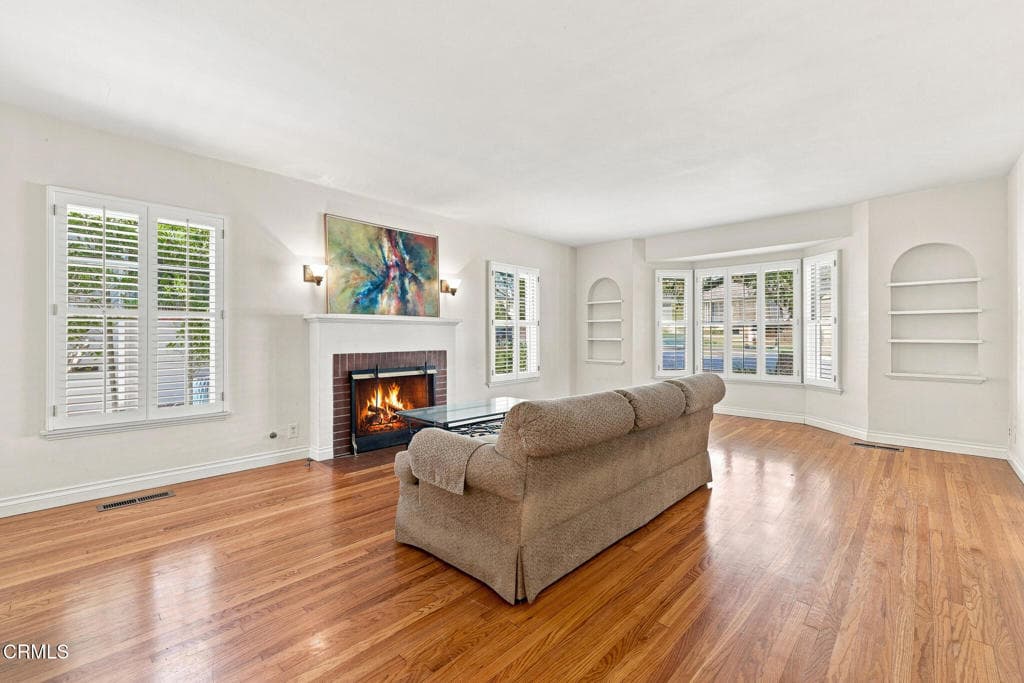 Home at 175 El Nido Avenue, Monrovia — photo 2 of 12