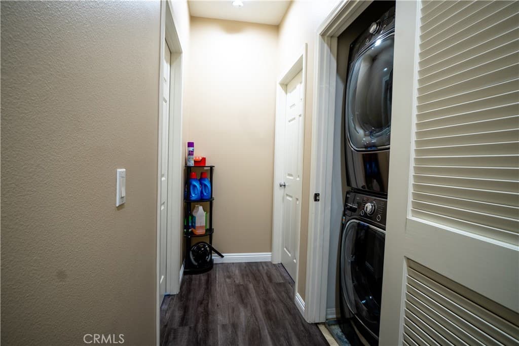 Townhouse at 216 W Merlot Drive, Covina — photo 11 of 12