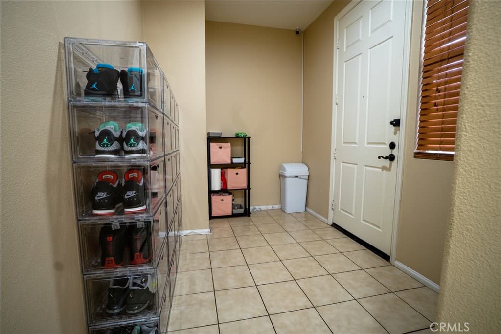 Townhouse at 216 W Merlot Drive, Covina — photo 3 of 12