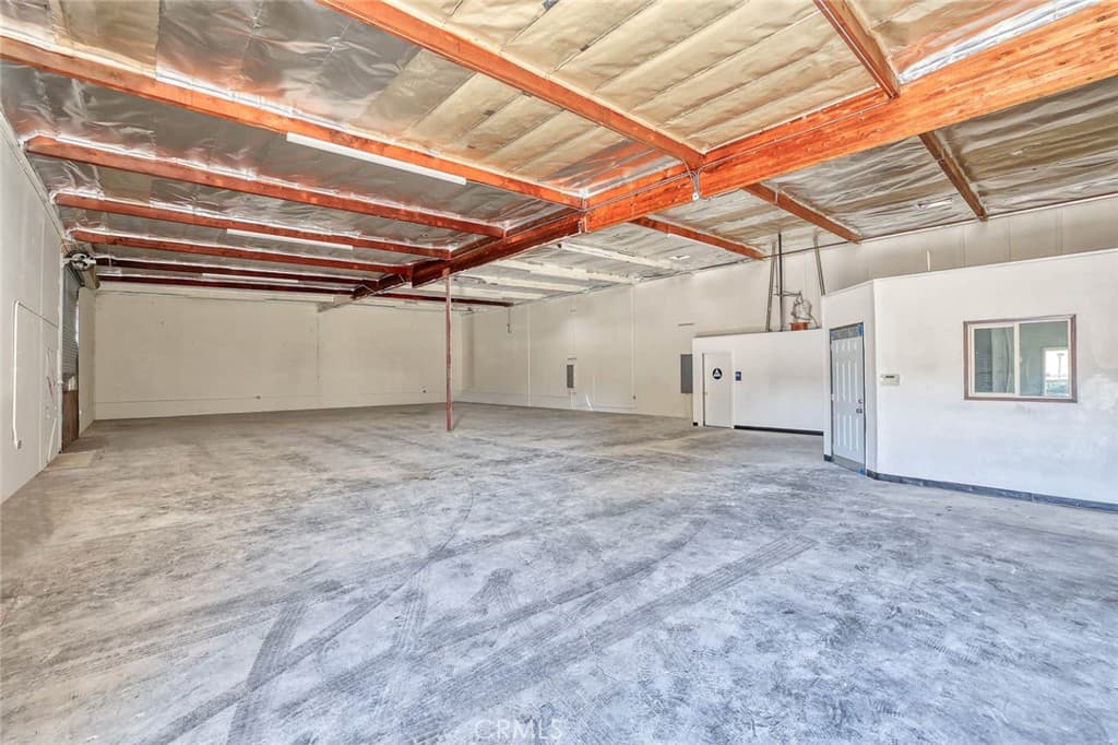 Home at 15562 Azusa Canyon Road D & E, Irwindale — photo 7 of 12